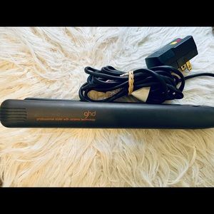 💜GHD flat iron💜 lightly loved!